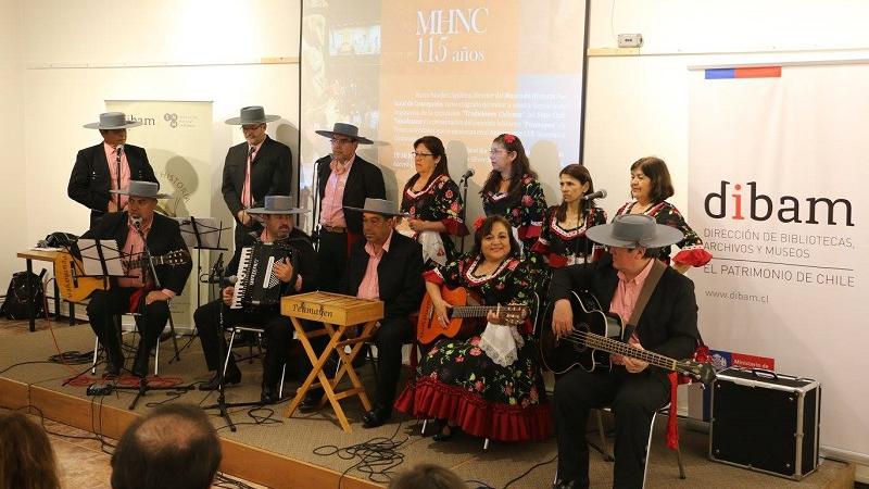 Conjunto Folklórico Peumayen