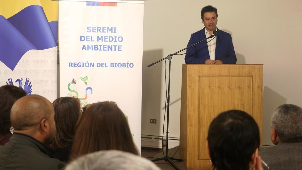 Seremi de Medio Ambiente región del Bío Bío, en el seminario de educación ambiental