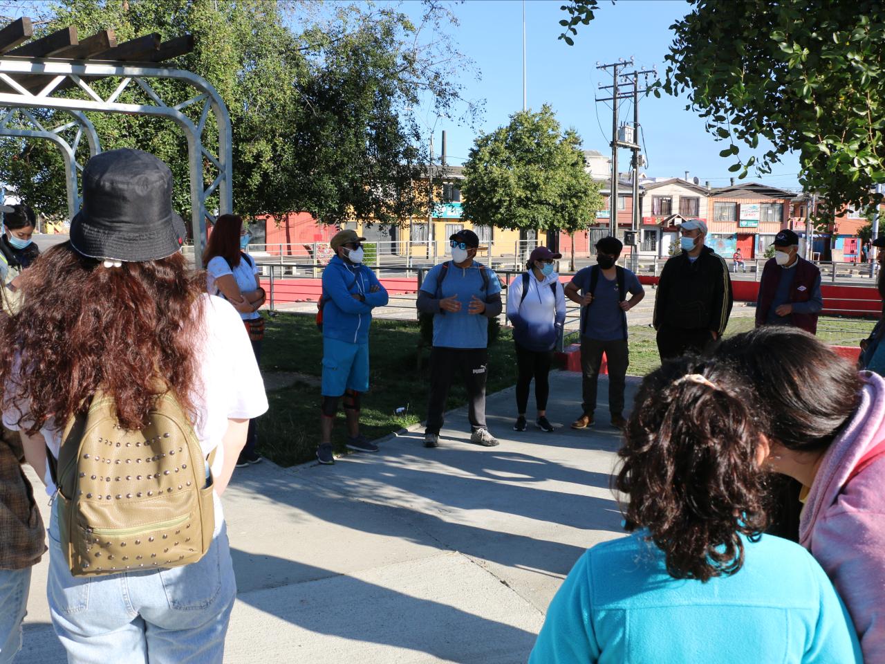Taller "Cuando baja la marea" - encuentro en la plaza 
