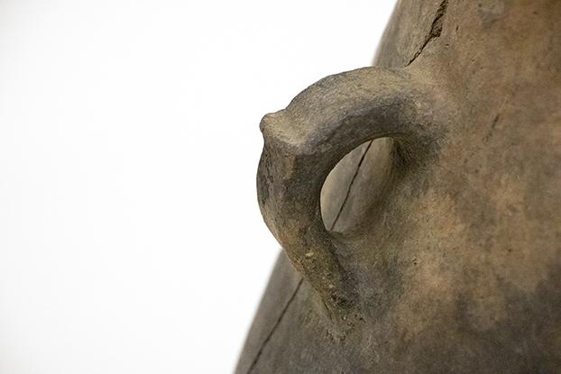 Detalle de decoración en asa