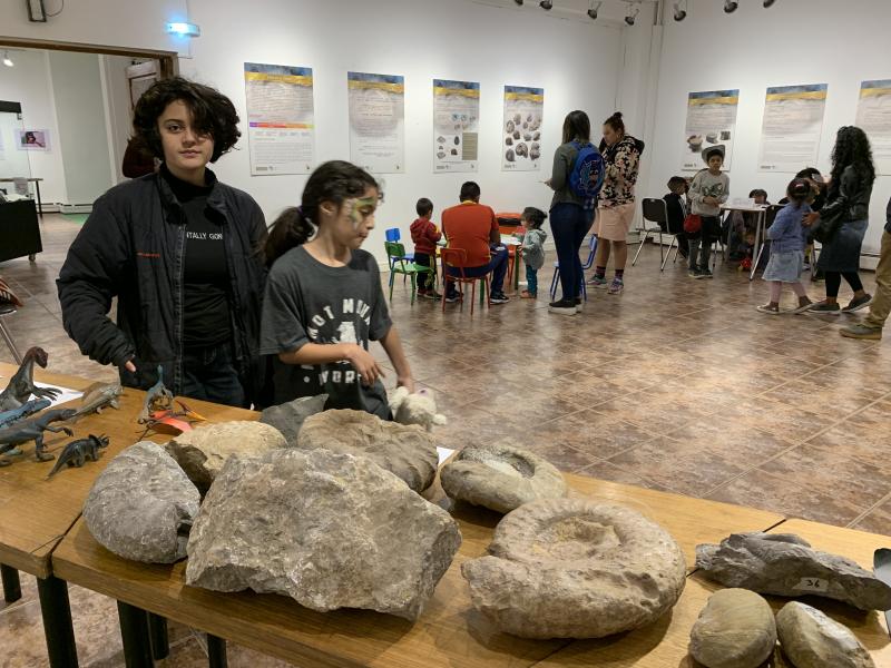 Exhibición Geológica y Paleontológica