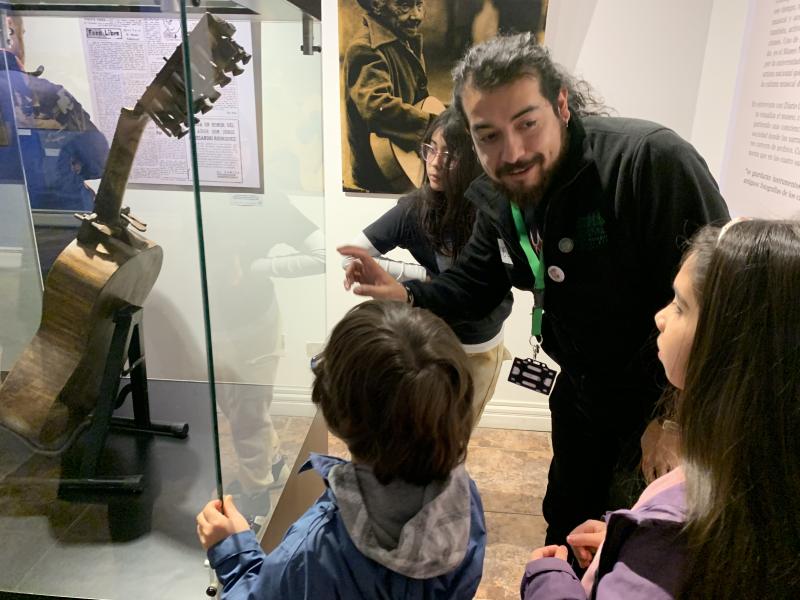 Taller &quot;Memorias de Violeta en el Biobío&quot;