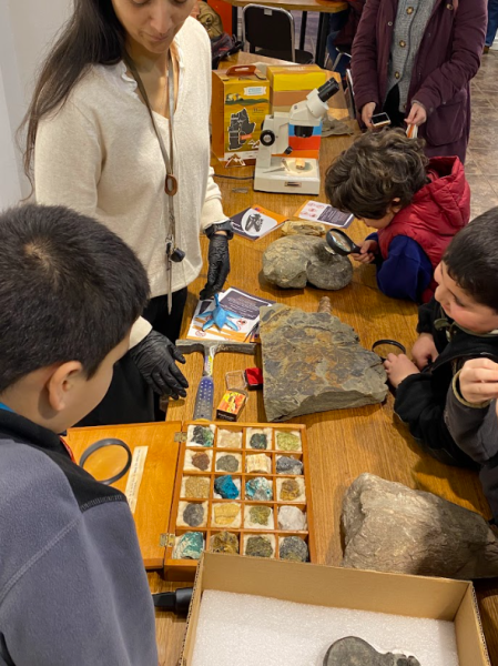 Cuentacuentos de Paleontología para la infancia