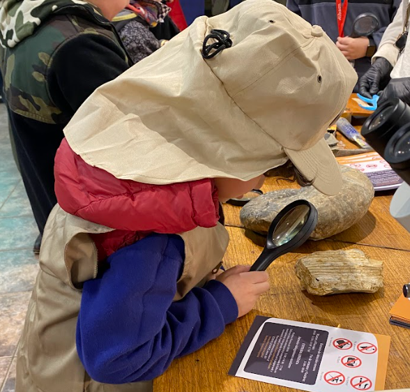 Cuentacuentos de Paleontología para la infancia